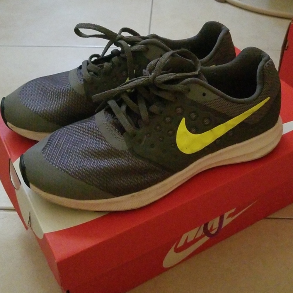 Nike Sneakers